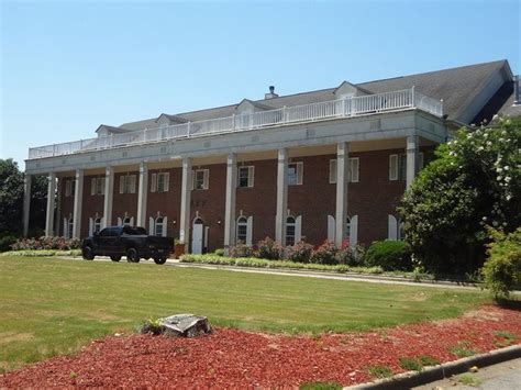 Best Greek Life Colleges – 2021 Greek <b>Rankings</b>. . Auburn fraternities ranked
